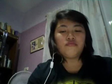 Filipino Super-bitch Rainier Jaze Skype Webcam Fuckfest - P1