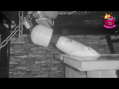 صنعت إلى نائب الرئيس في قفص العفة مقيدة على 