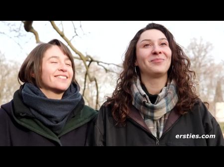 Loud Scissoring With Charlie And Axelle
