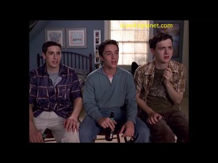 Shannon Elizabeth Tetas desnudas en American Pie Movie 