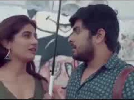 Smooching And Kissing