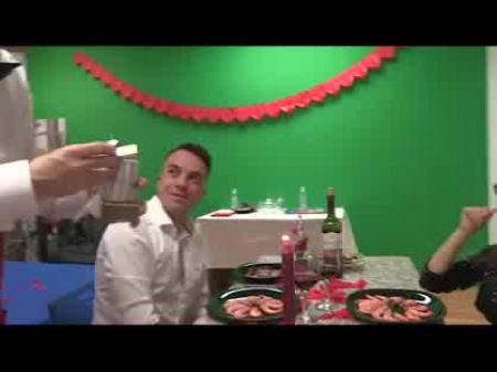 El Regalo De San Valentín De Tomy Y Noa Es Su Primer Intercambio 
