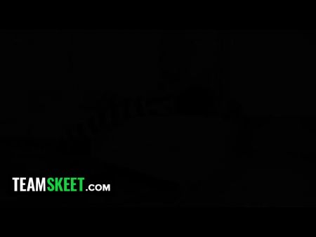 在我们最喜欢的角色特别选择的汇编中，完美的屁股好友角色扮演