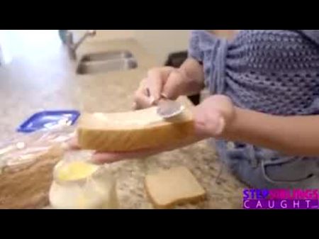 El Madrascos Engañó A La Hermanastra Y A La Mierda 