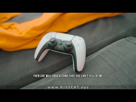 زوجة الأب كما يمارس الجنس دمية. خطوة الابن تجميد الأم لممارسة الجنس والوجه اللعنة. انها تكره نائب الرئيس قبلة 