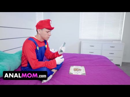 Usando un tablero de Ouija, el hijo de la hijastro Spooks Step Mom para que creyera que hay un fantasma de perver en su casa 