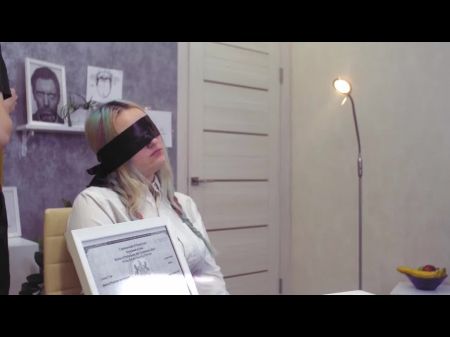 Spectacular Patient Gives A Blow Job To Cure From Unusual Illness