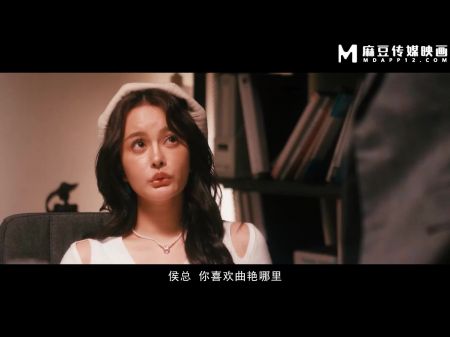 ModelMedia Asia Golden Carp与女同性恋老板和下属是非凡的三人性行为