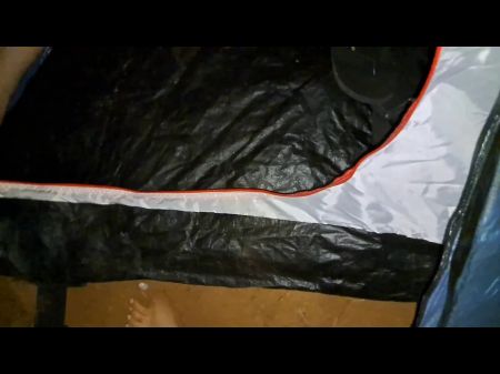 Ultra-kinky Camper Bangs On Dirt