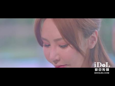 热爱大山雀亚洲业余的下班后享受着一个好他妈的