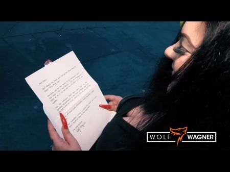 يحتاج AnastasiAxxx إلى حمولة كبيرة من الحليب الساخن الحليب Wolf Wagner 