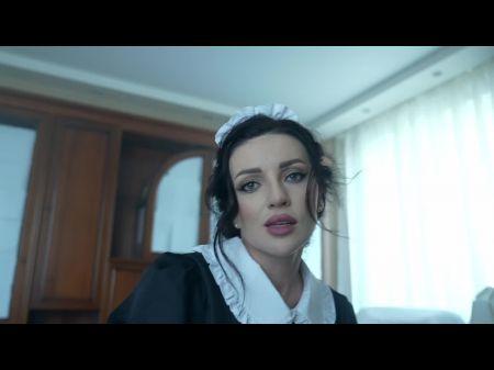 Porn Horror: The Ghost Of The Maid