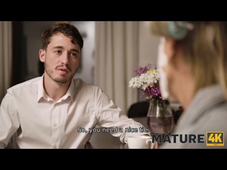 成熟4K。老女孩的老把戏