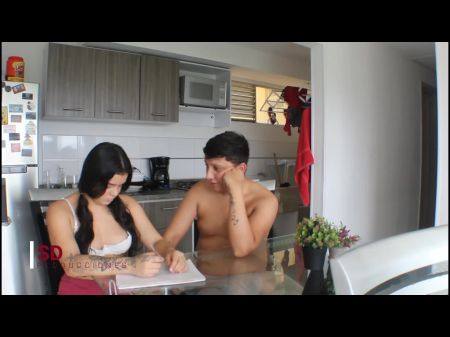 My Stepdaughter Asks Me For Help To Do Her Homework And We End Up Doing The Homework Of Having Fuckfest - Porno In Spanish