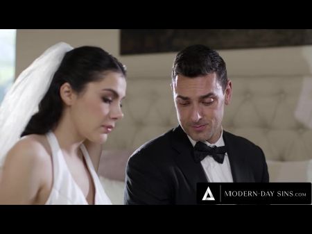 Modernos pecados de los pecados Assfucks La mejor esposa de Buddy Valentina Nappi en la cama matrimonial el día de la boda 