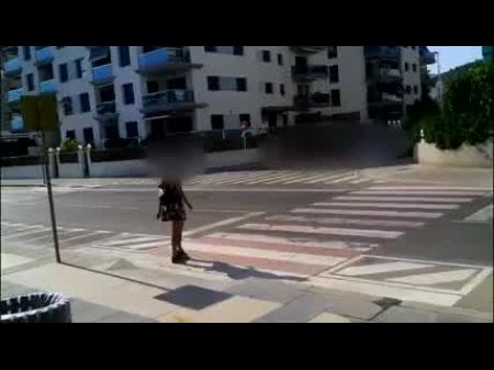 她的混蛋在他的车上倒下来捡起角质宝贝