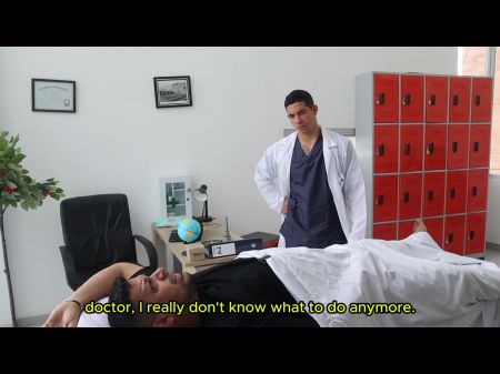 Ich ficke die Frau des Patienten und er findet über uns heraus 