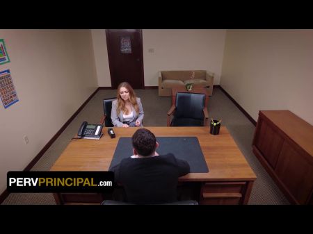 Kira Fox Es Llamado A La Oficina Del Director Green Debido A Un Problema Reciente Con Su Hijastra 