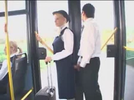 Tschechische Luft Hostess gegen Japaner 