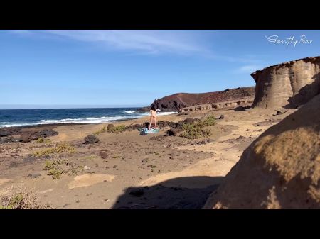 Naturist Beach Blowjob: I Show My Stiff Dick To A Fuckslut That Asks Me For A Dt And Cum In Her Gullet .