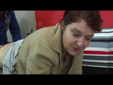 Assfuck Pounding And Hard-core Fisting For This Mature Tramp