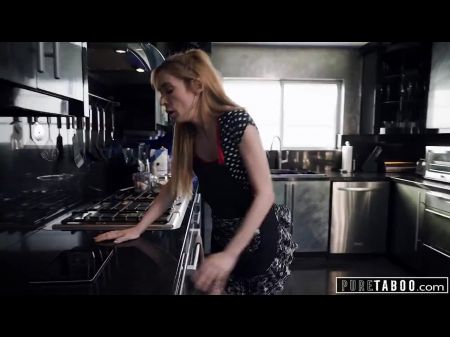 Aiden Ashley Fingers Her Roommate In The Kitchen (cheating)