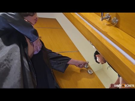 My Stepbrother Gives Me Anal Hump To Lower His Full Salute Because He Took Viagra By Accident