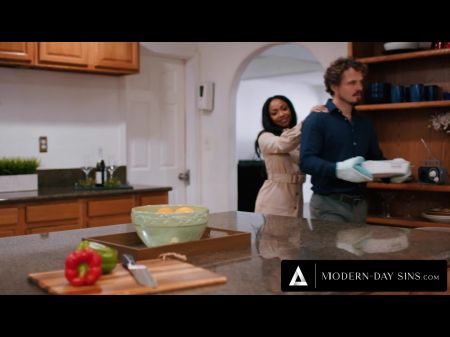 Modernos pecados Horny Cali Caliente tienen un chaqueta doble y un su marido y hermanastro en derecho 