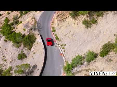 Сочная красотка Рей проводит 24 диких часа с Крисом 