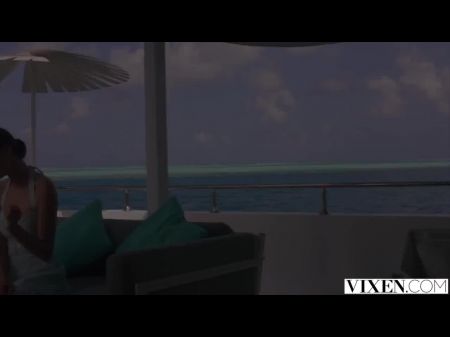 – Vacationing Alone , Fantastic Freya Finds A New Distraction