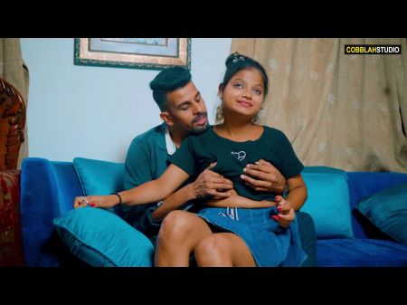 estudiante de grandes tetas seduce de su maestra en la habitación privada 