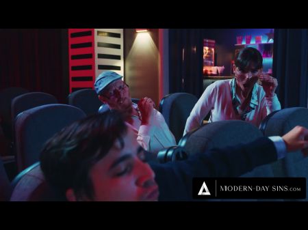 现代罪恶犯罪的青少年在电影院公开性行为，并被雅典娜·法里斯（Athena Faris）抓住