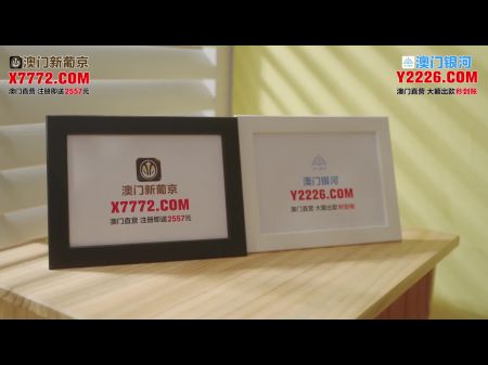 热亚洲大胸部老师被她的幸运学生砸了中文