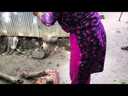 Desi Bhabi Sexo com seu jovem namorado ao ar livre de casa 