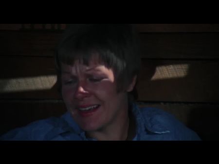 Fugitive Chicks (1974) Glamour