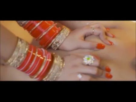 Desi tia nepne namorado ke sath jordar chudai kiya 