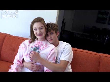 Rasgar Su Coño Y Follarla Fuerte - Corrida 