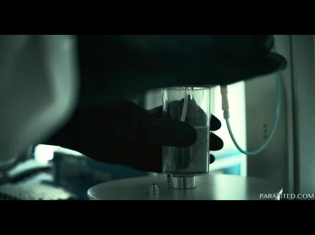 Parasited - Alissa Foxy , & Rae Lil Black Fuck Their Brains Out Of Eachother