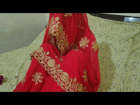 Desi Indian Village Bhabhi após sexo marido do segundo dia com o áudio de Dever Clear Hindi 