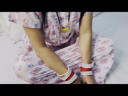 Desi Bhabhi与Devar作弊的妻子的性行为新结婚的姐姐，她的长继兄弟去上班，让他的妻子独自他妈的Hin 