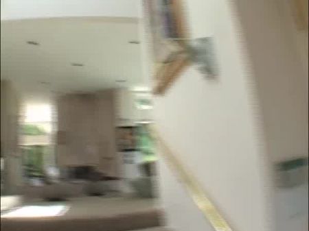 Ein heißes blondes Küken aus Deutschland mit erstaunlichen Brüsten liebt einen Analfick 