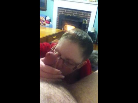 Blowjob im Bademantel 