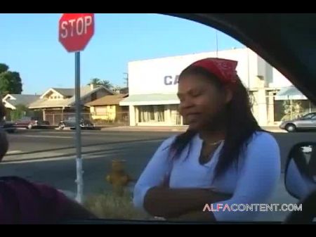 Curvy Ebony recogido en la calle y follada 