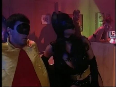 Escena 2 de Batbabe 