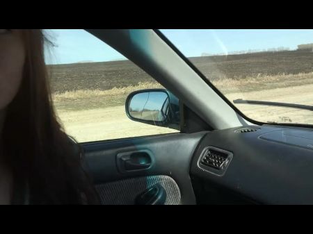 La Colegiala Dio Una Mamada Pública En El Auto Y Pidió Llevarla A Casa 