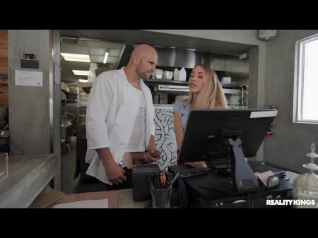 Hot Anal serviert in der Küche 