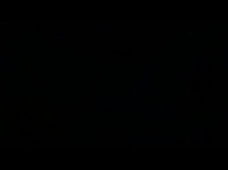 Natural Coitz Deutsche Dame, Die Einen Schwanz Im Hinteren Teil Des Autos Erfreut 