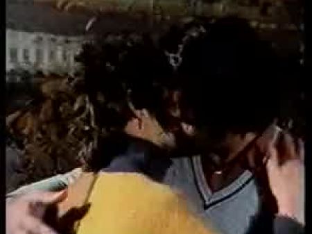 Griechischer Porno an Psonistiri Tis Omonias (1985) 