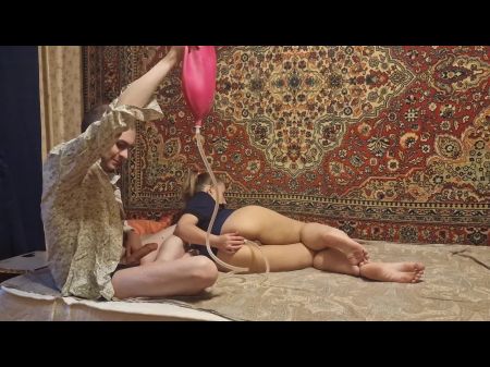 Sasha Earth dá enema a Anastasia Mistress Medical Fetish 