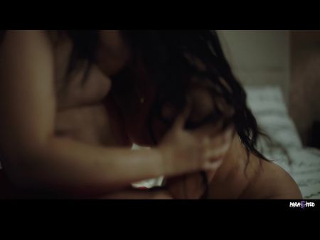 Lulu Chu y Leana Lovings poseía un avance de mierda caliente 